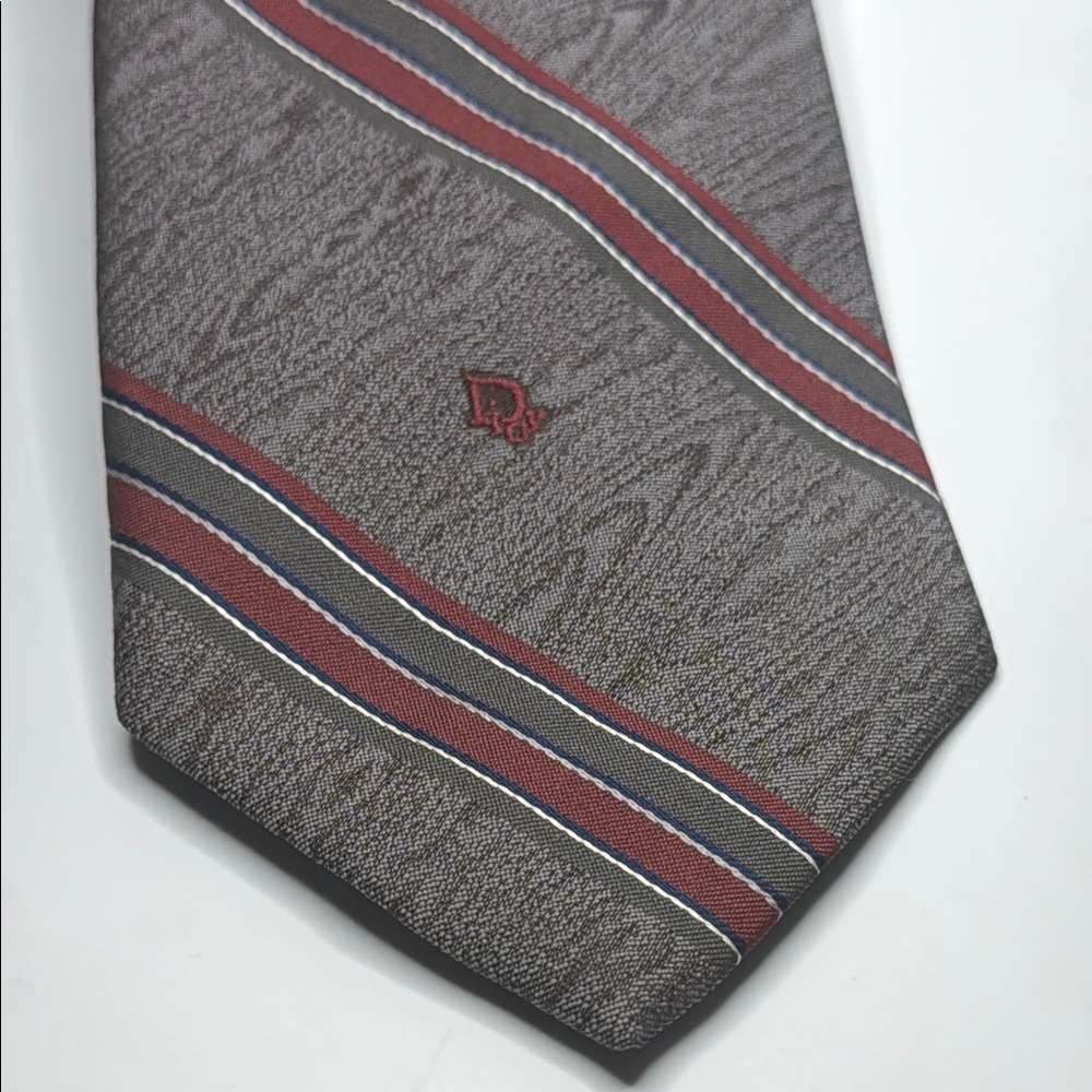 Vintage Christian‎ Dior Slate & Crimson Slanted Stripes Tie 55 1/2”/3 1/2” EC